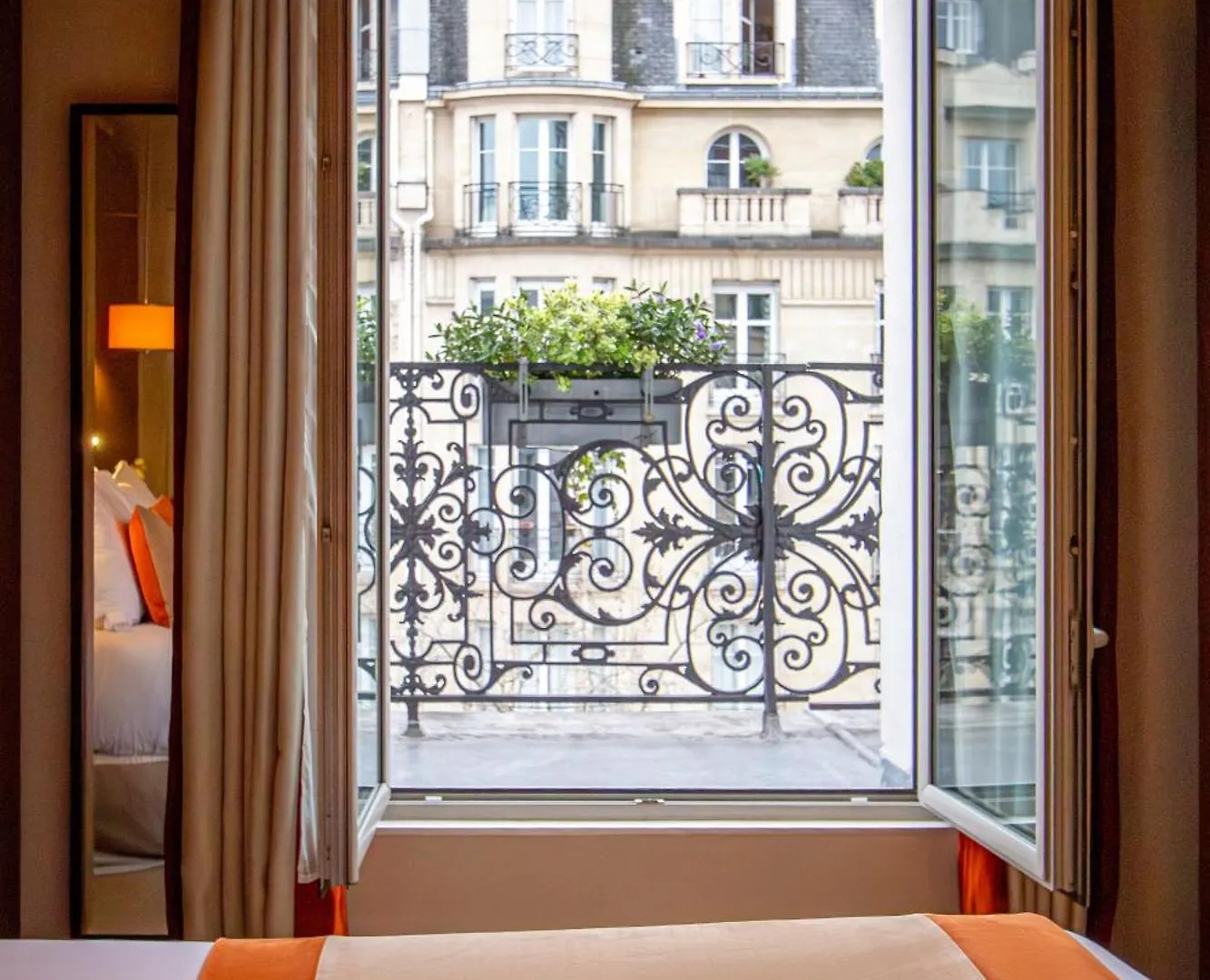 Hotel La Bourdonnais By Inwood Hotels Paris 4*,
