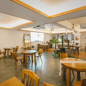 https://brown-dot-choeup.busan-hotelsweb.com