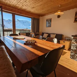 https://appartement-au-lac-ski-aux-pieds.hotels-rhonealpes.com