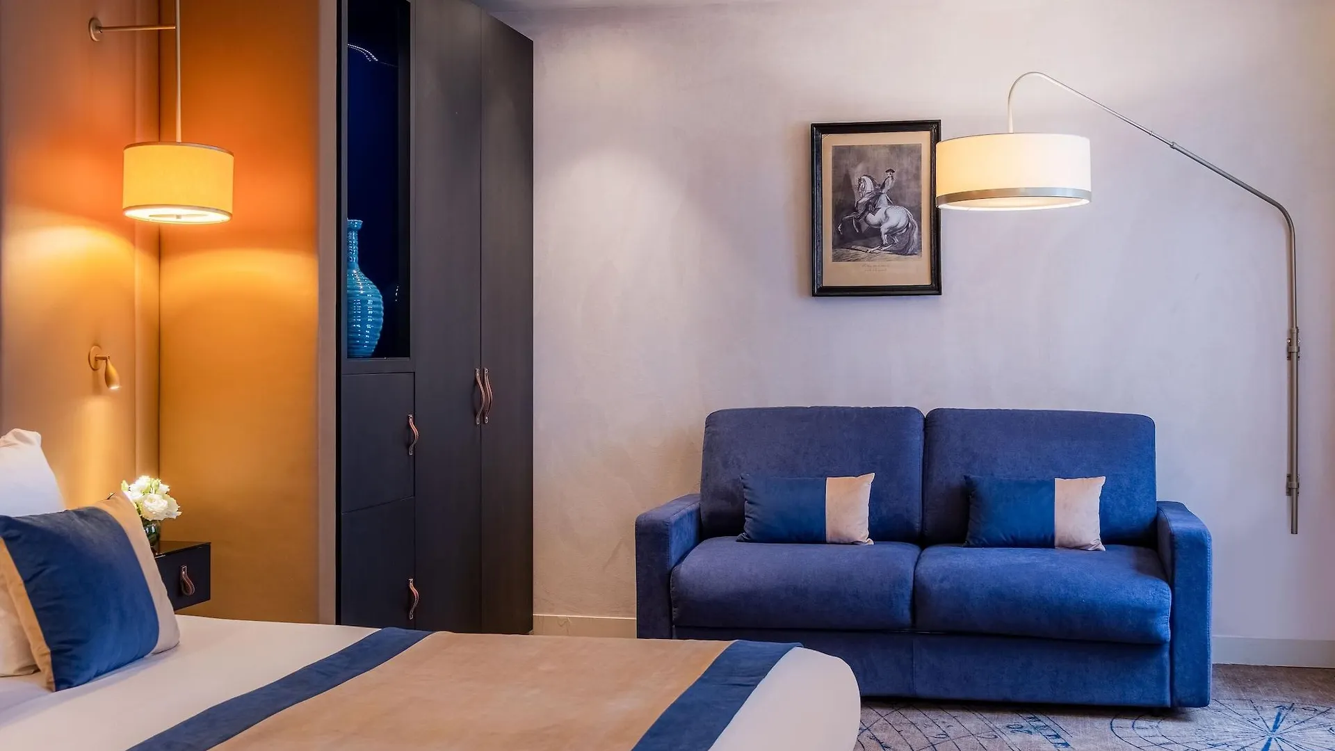 Hotel La Bourdonnais By Inwood Hotels Paris 4*,